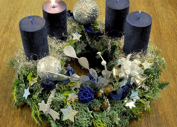 800px-Advent_wreath_2011